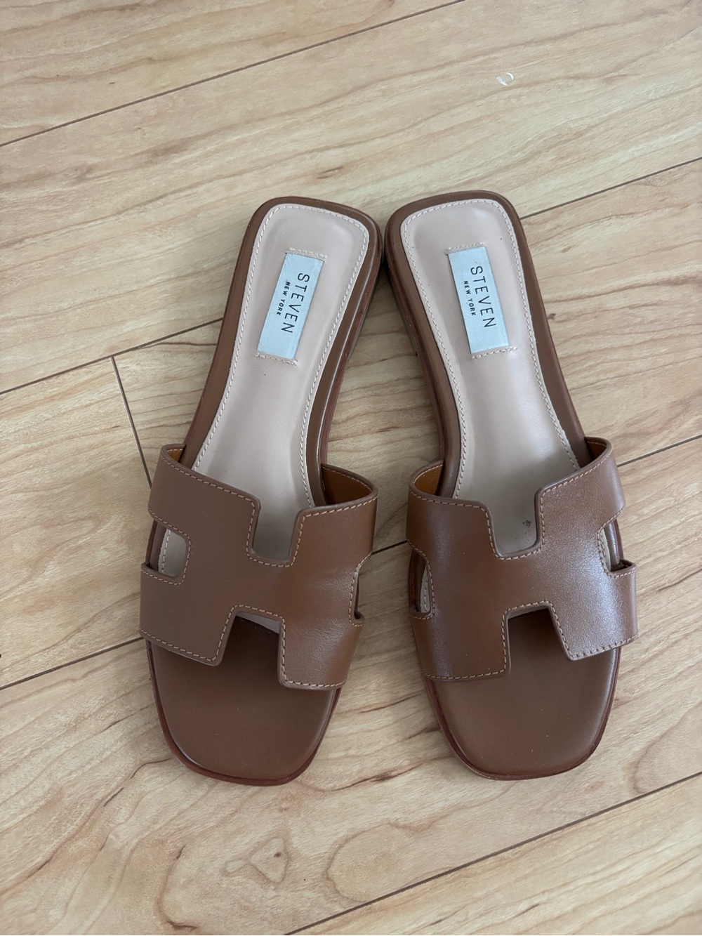Steve Madden Brown H-Style Slide Mules w/box